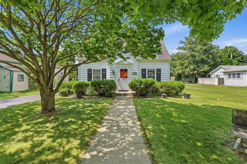 742 Lincoln St, Ripon, WI, 54971-1656 | Card Image