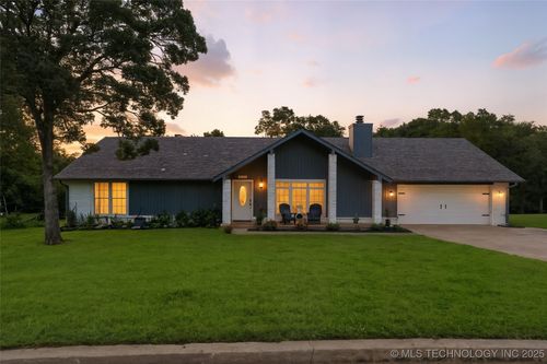 1613 Kingsway St, Sapulpa, OK, 74066-2580 | Card Image