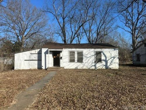 242 N Eighth, West Helena, AR, 72390-2604 | Card Image