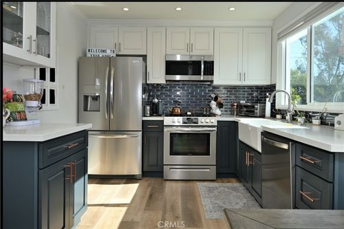 36-72 Greenmoor, Irvine, CA, 92614-7474 | Card Image