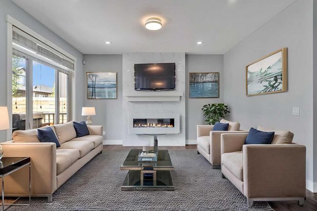 197 Kinniburgh Circle, House other with 5 bedrooms, 5 bathrooms and 6 parking in Chestermere AB | Image 9