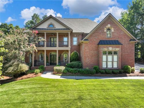 5453 Brendlynn Dr, Suwanee, GA, 30024-7550 | Card Image