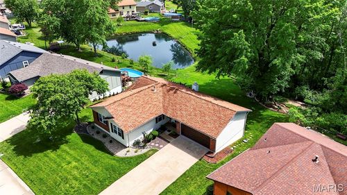 4211 Elkhart Lake Rd, Saint Charles, MO, 63304-7970 | Card Image