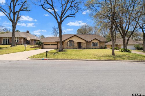 2112 Highmont Ct, Tyler, TX, 75703-2620 | Card Image