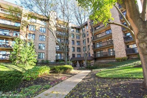 apt-305-1831 Mission Hills Rd, Northbrook, IL, 60062-5746 | Card Image