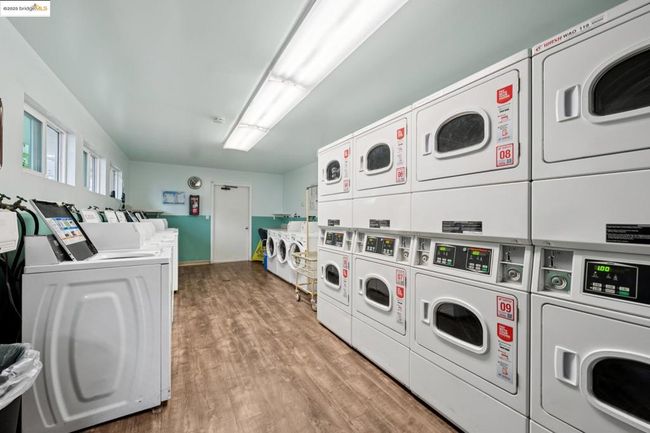 APT-320 - 960 Shorepoint Ct, Condo with 2 bedrooms, 2 bathrooms and 2 parking in Alameda CA | Image 57