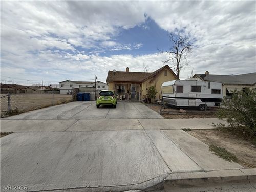313 N 8th St, Las Vegas, NV, 89101-3014 | Card Image