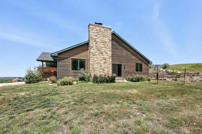 6010 Sw Douglas Rd, House other with 3 bedrooms, 3 bathrooms and null parking in Topeka KS | Image 44