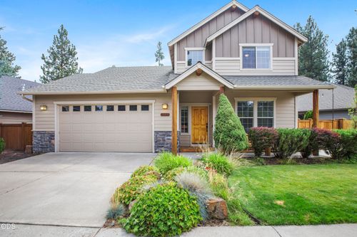 60814 Sawtooth Mountain Ln, Bend, OR, 97702-8118 | Card Image