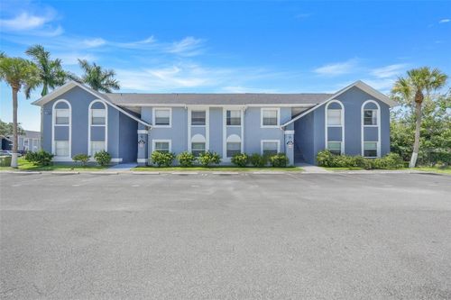 5-4252 Pershing Pointe Place, Orlando, FL, 32822 | Card Image