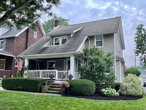 1620 Belle Avenue, Lakewood, OH, 44107 | Card Image