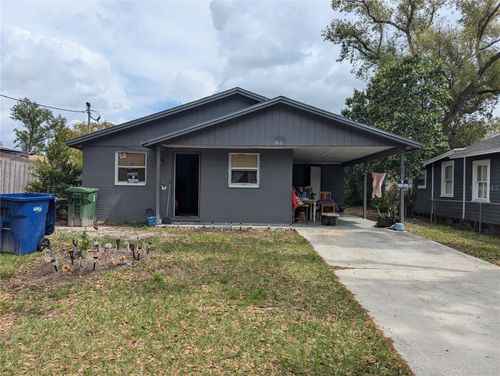 8111 N 13th St, TAMPA, FL, 33604-3235 | Card Image