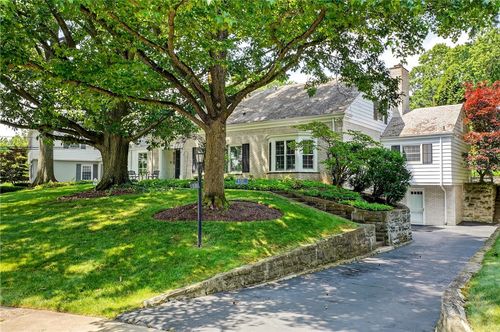 930 Valleyview Rd, Pittsburgh, PA, 15243-1022 | Card Image