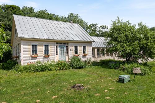 71 Eagle Peak Rd, Randolph, VT, 05060-9811 | Card Image
