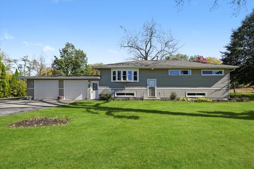 21541 S River Rd, Shorewood, IL, 60404-7649 | Card Image