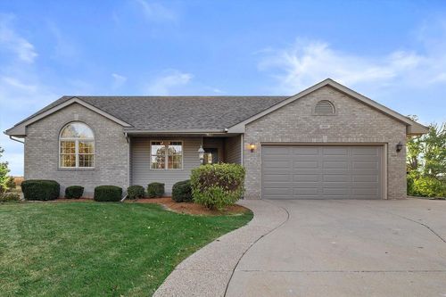 940 Laurie Court, Walworth, WI, 53184 | Card Image