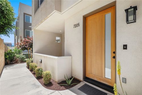 7205 21st St, Westminster, CA, 92683-3110 | Card Image