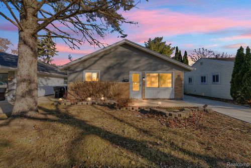 8029 Roosevelt Street, Taylor, MI, 48180 | Card Image