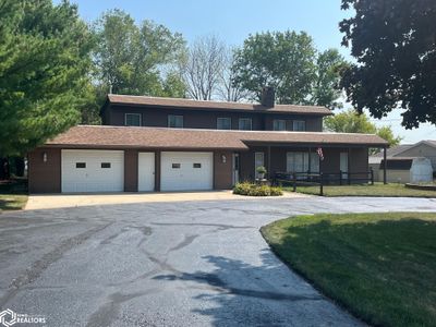 13554 Mm Avenue, Home with 3 bedrooms, 1 bathrooms and 2 parking in Iowa Falls IA | Image 1