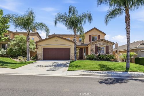 35071 Trevino Trl, Beaumont, CA, 92223-6206 | Card Image