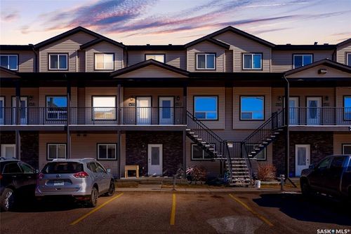 405-3826 Dewdney Avenue E, Regina, SK, S4Z0A6 | Card Image
