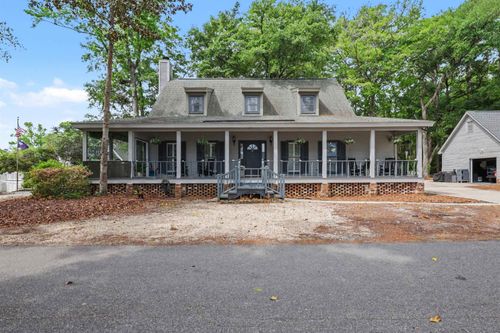 40 Pine Grove Ln, Georgetown, SC, 29440-6830 | Card Image