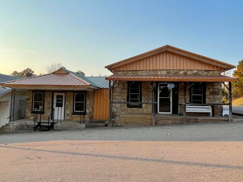 9 Oak St, Ravenden Springs, AR, 72460-9500 | Card Image