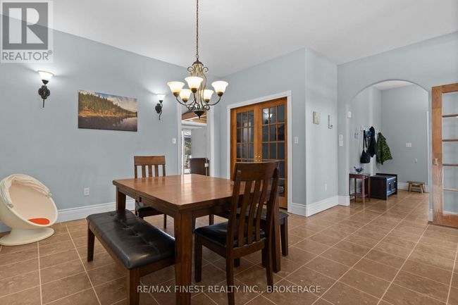 6955 County 2 Road, House other with 4 bedrooms, 2 bathrooms and 8 parking in Loyalist (Lennox and Addington - South) ON | Image 9