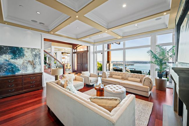 2409 Halston Crt, House other with 5 bedrooms, 6 bathrooms and 3 parking in West Vancouver BC | Image 8