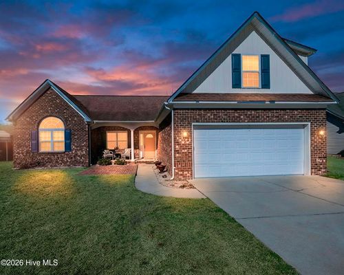 105 Fernie Ln, New Bern, NC, 28560-8962 | Card Image