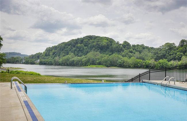 39 2 Nd St, House other with 4 bedrooms, 5 bathrooms and 3 parking in Oakmont PA | Image 38