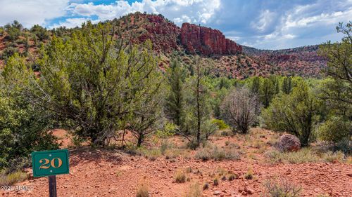 20-255 Cross Creek Cir, Sedona, AZ, 86336-6015 | Card Image
