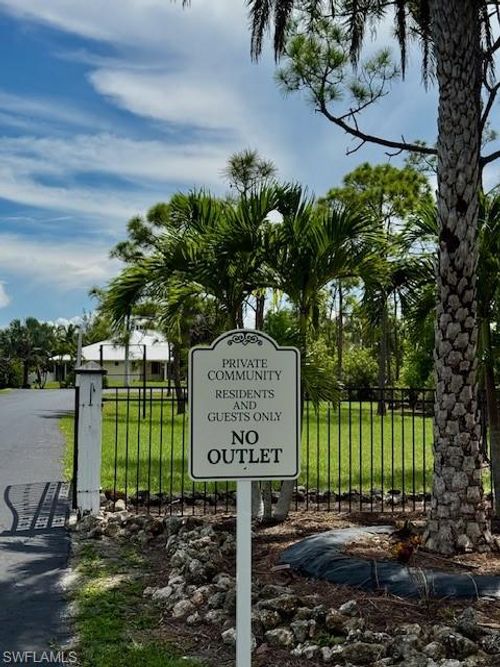 3620 Eagle Lake Dr, Saint James City, FL, 33956 | Card Image