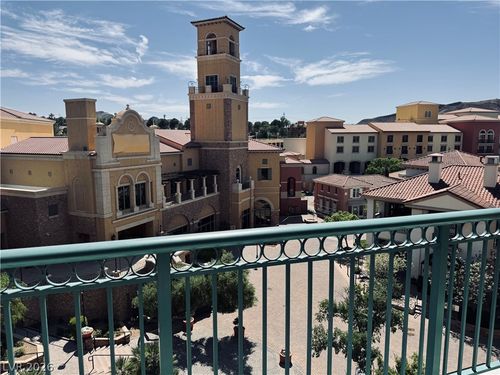517-30 Strada Di Villaggio, Henderson, NV, 89011-2827 | Card Image