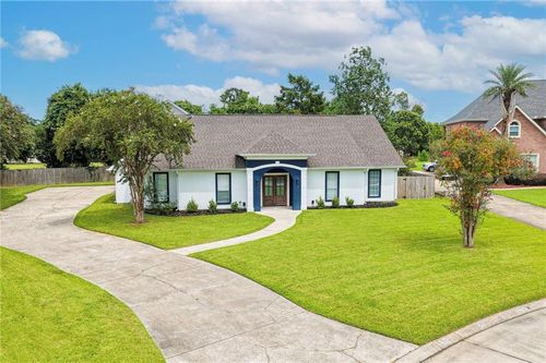 132 Jennifer Ln, La Place, LA, 70068-5806 | Card Image