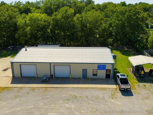 1601 E Main St, Pawhuska, OK, 74056-4300 | Card Image