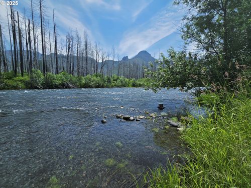52262 Mckenzie Hwy, Blue River, OR, 97413-9670 | Card Image