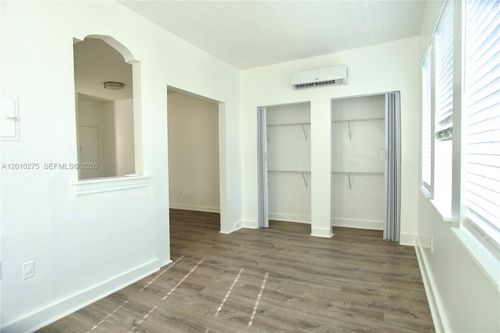 319-501 Sw 6th Ct, Miami, FL, 33130-2602 | Card Image