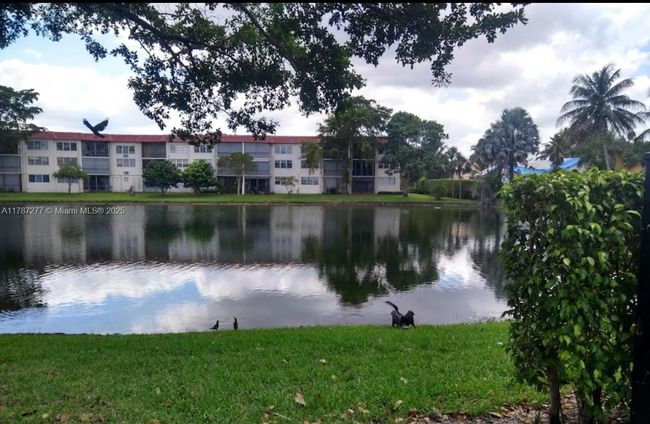 APT-206 - 8901 S Hollybrook Blvd, Condo with 1 bedrooms, 2 bathrooms and null parking in Pembroke Pines FL | Image 30