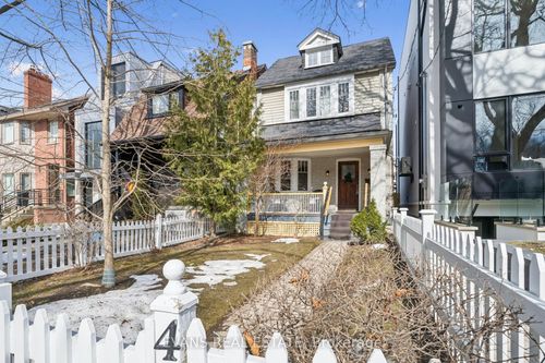 46 Alcina Ave, Toronto, ON, M6G2E8 | Card Image