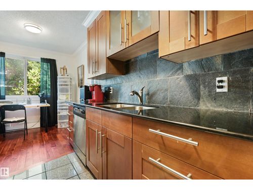 201-10625 83 Ave Nw, Edmonton, AB, T6E2E3 | Card Image
