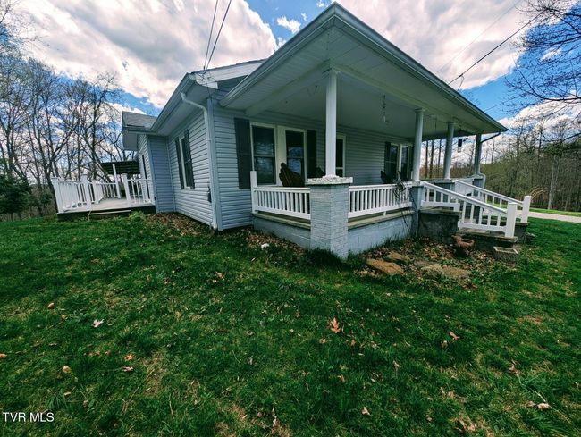 2509 Dc Caney Ridge Rd, House other with 3 bedrooms, 2 bathrooms and null parking in Clintwood VA | Image 80