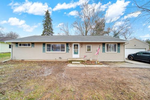 3657 Roosevelt Cir, Jackson, MI, 49203-5264 | Card Image