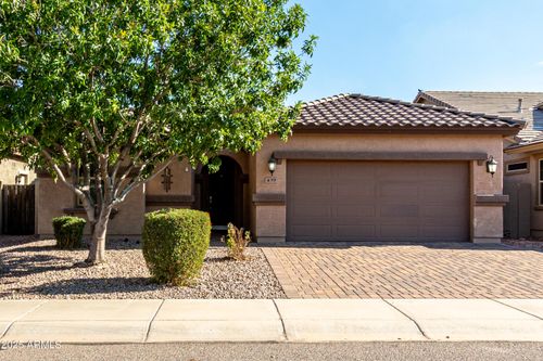 439 E Castle Rock Rd, San Tan Valley, AZ, 85143-6204 | Card Image