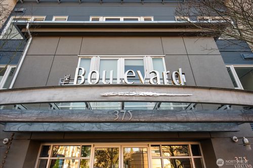 apt-318-375 Kirkland Ave, Kirkland, WA, 98033-6277 | Card Image