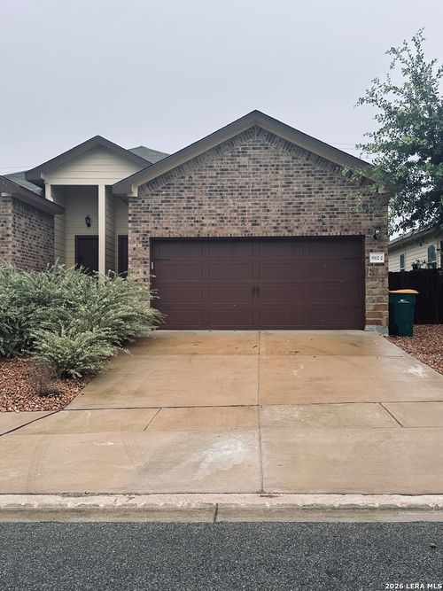 2-9302 Canyon Bnd, Converse, TX, 78109-1295 | Card Image
