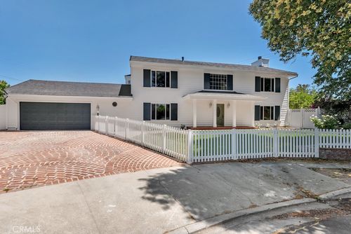 9500 Texhoma Ave, Northridge, CA, 91325-4536 | Card Image
