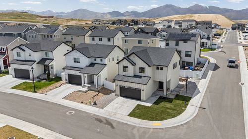 6632 S Glade Creek Dr, West Jordan, UT, 84081-5593 | Card Image