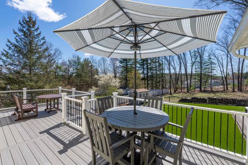 45 Damon Ave, Nashua, NH, 03064-1251 | Card Image