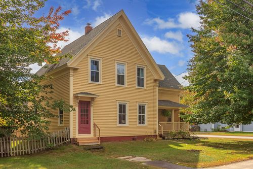 894 Main Street, Waterboro, ME, 04087 | Card Image